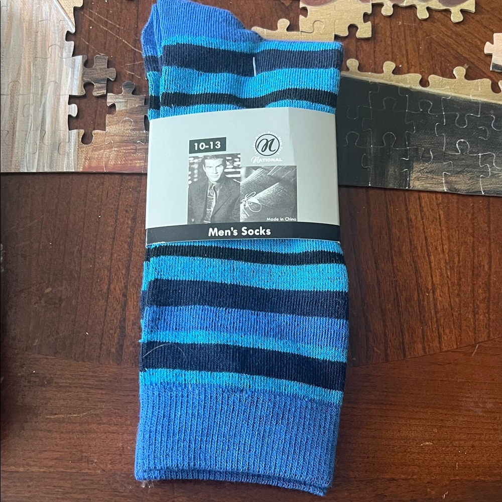 Alfani Men's Vibrant Blue and Black Striped Socks